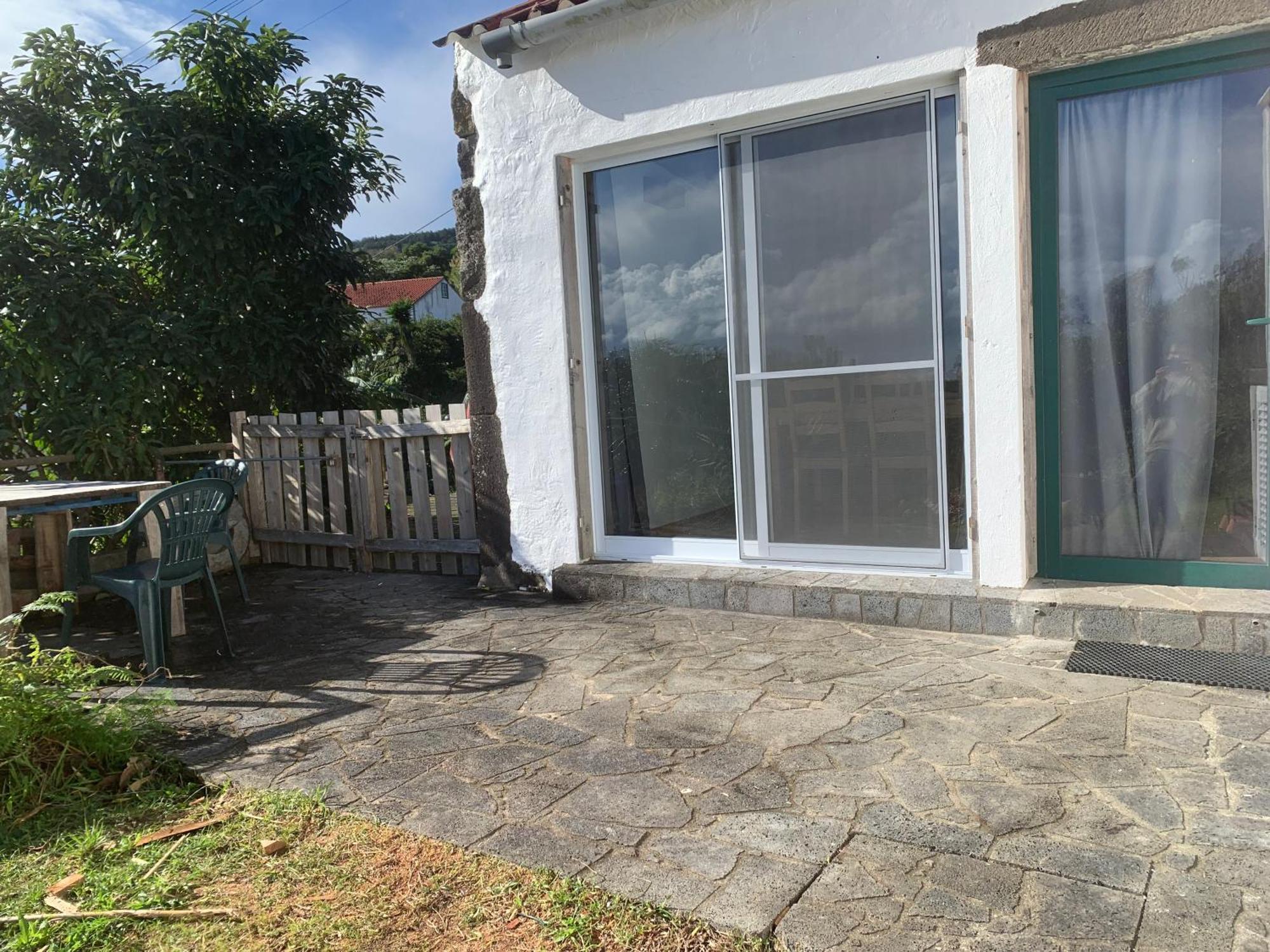 House With Forest View Lajes das Flores Екстер'єр фото